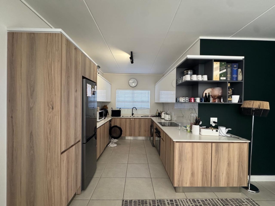3 Bedroom Property for Sale in Sandown Western Cape